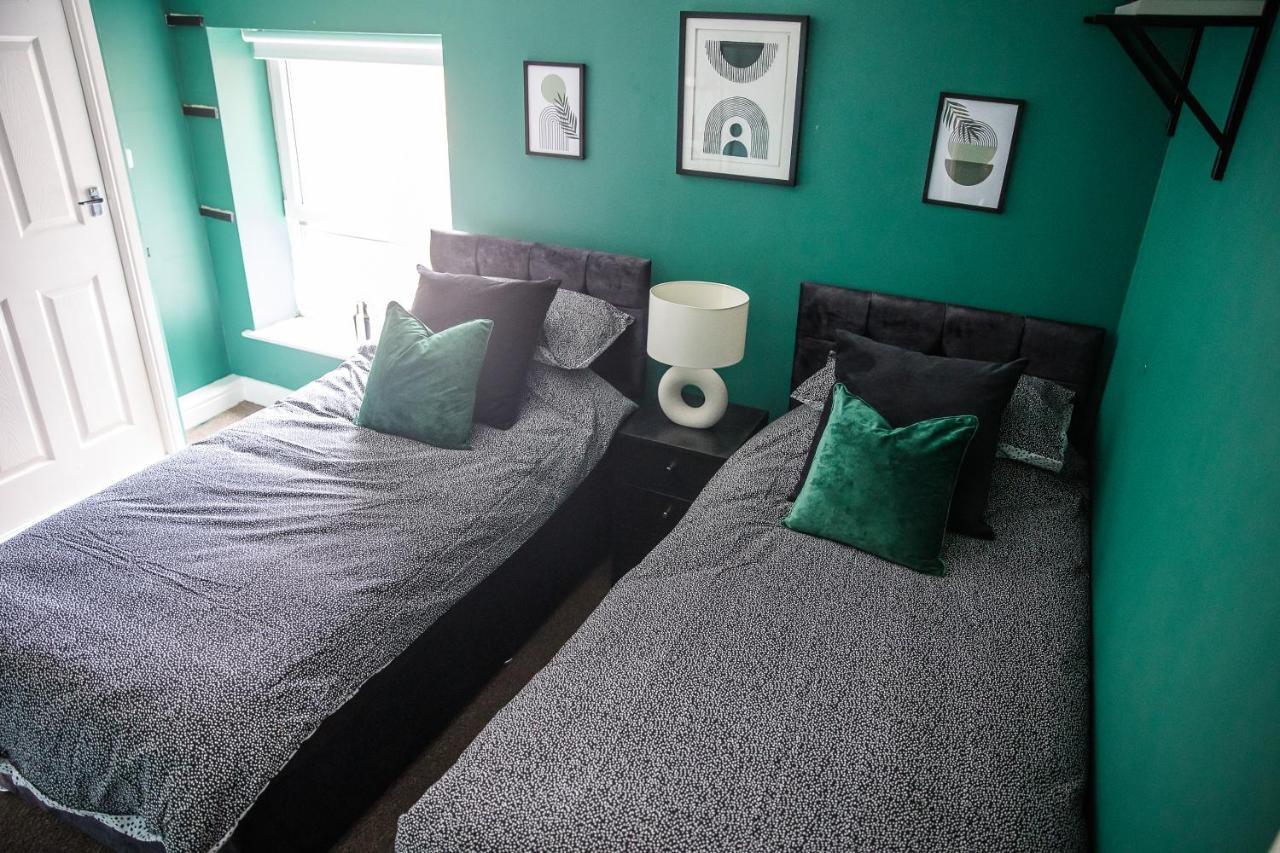 Seaview - Private Balcony - Contractors * Cleethorpes