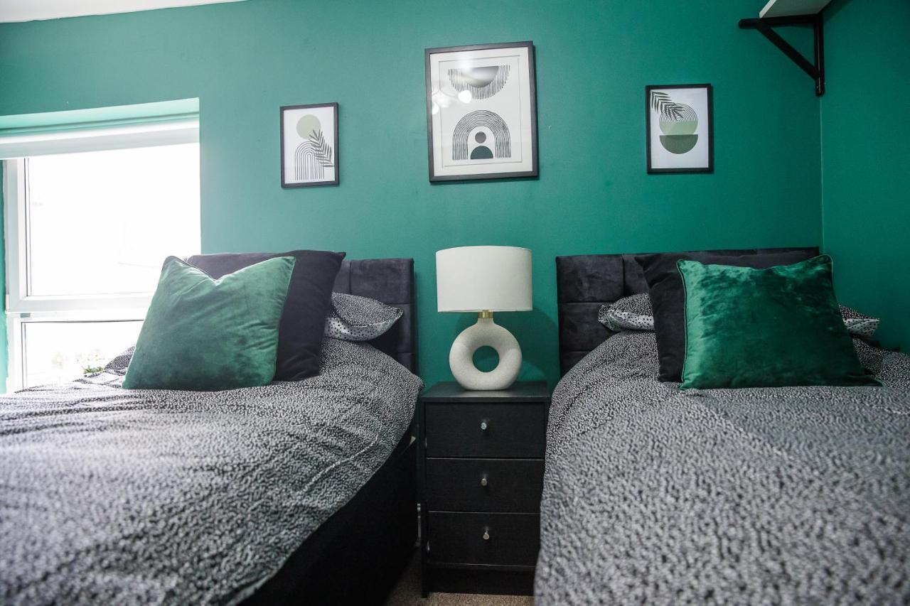 Apartment Seaview - Private Balcony - Contractors *