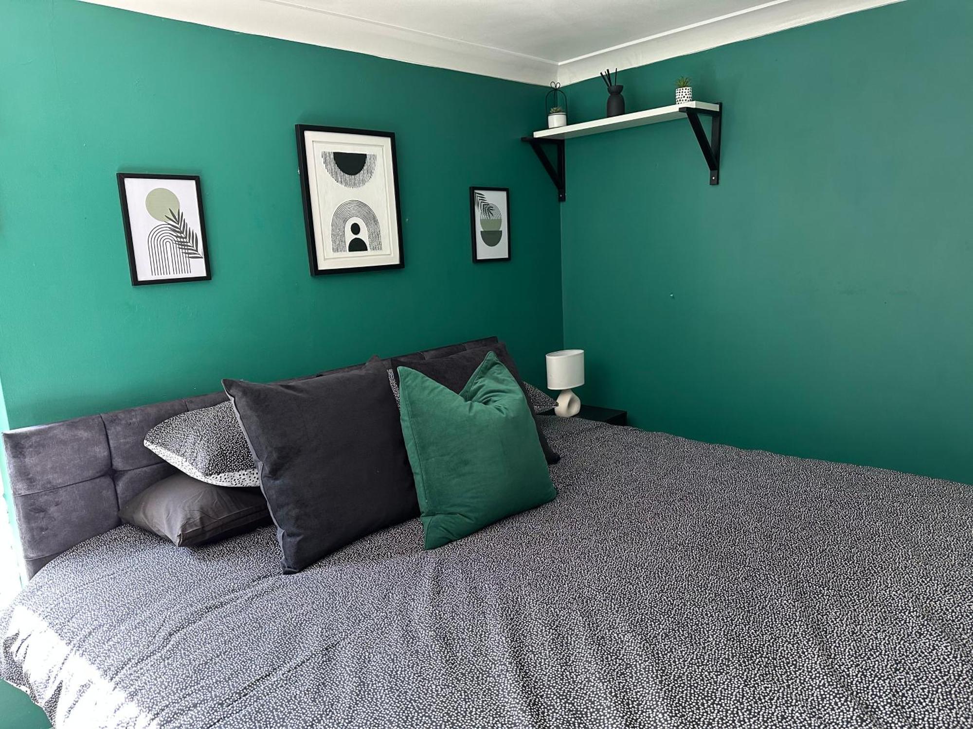 Apartment Seaview - Private Balcony - Contractors Cleethorpes